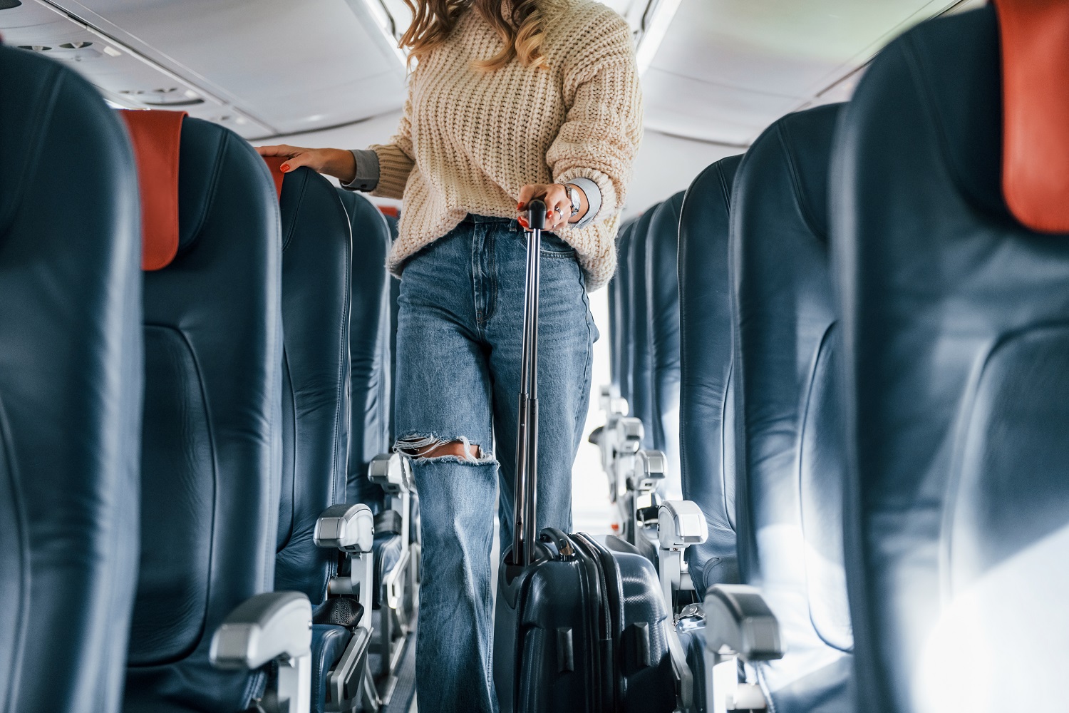 Fly With Ease: The Advantages of Wearing Compression Socks During Air Travel