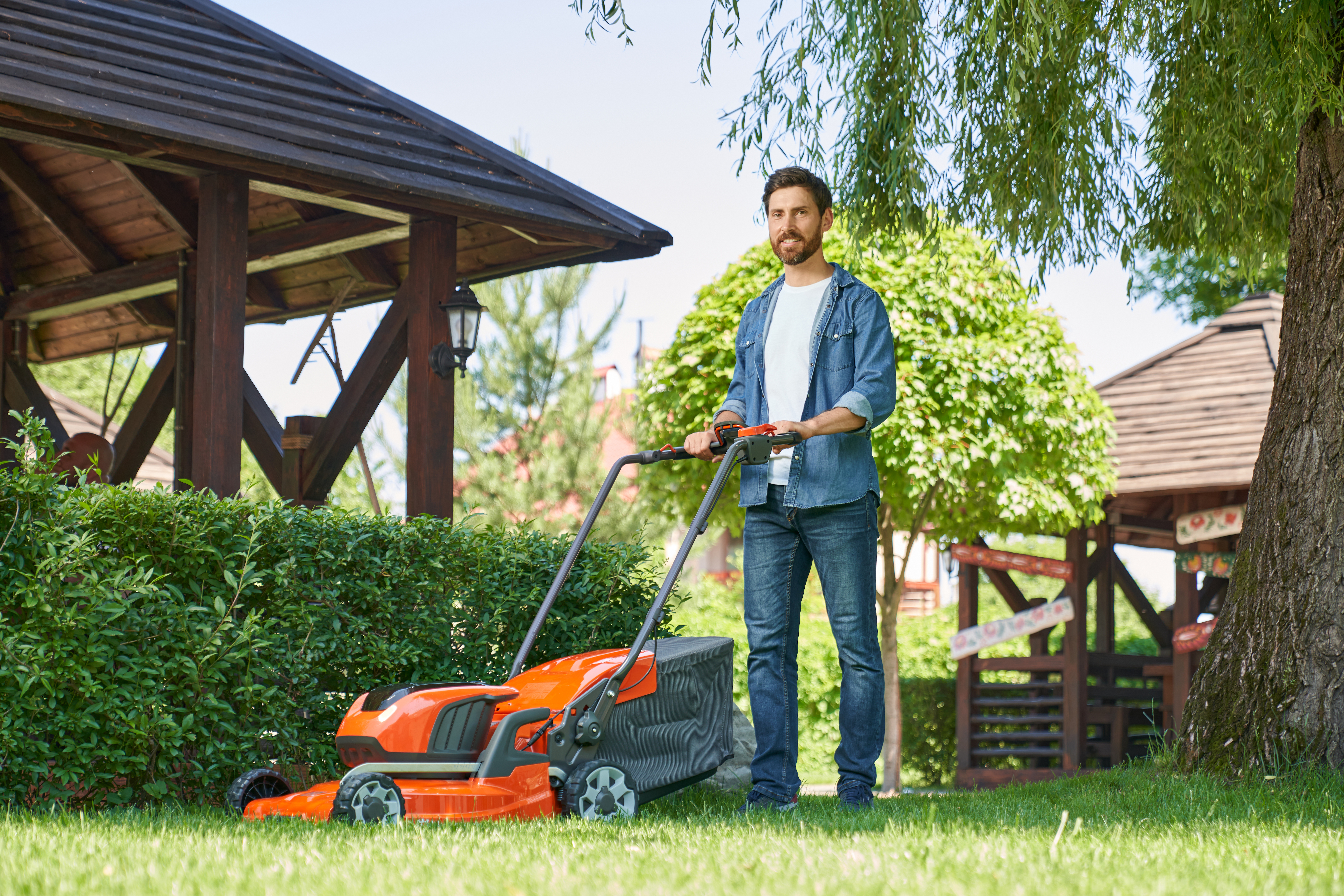 Eco-Friendly Lawn Care: Sustainable Practices for Minnesota Businesses