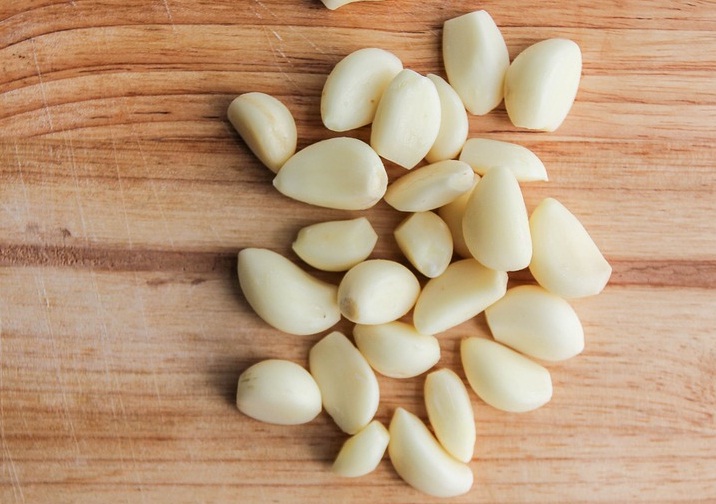 Garlic benefits: health, beauty at home