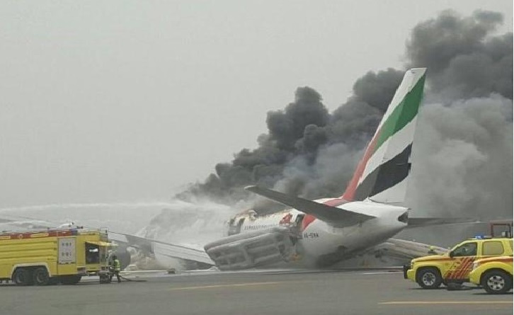 Emirates Flight landed Crashed